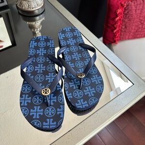 Tory Burch Navy Blue Logo Flip Flop Sandals with Gold Emblem worn very little